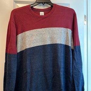 Gap sweater